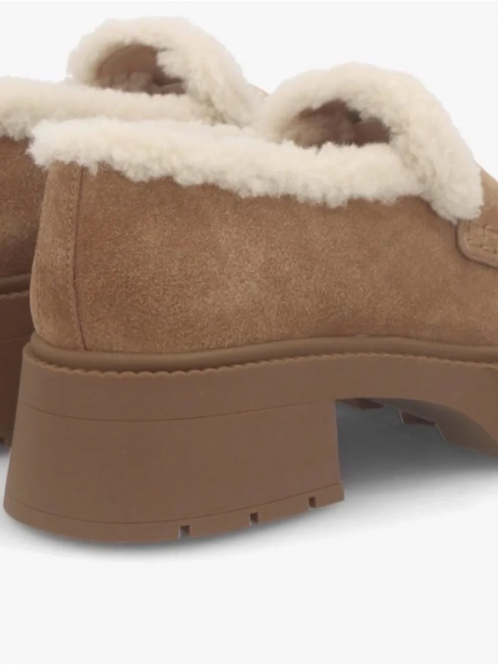 Coach nwt  platform Leah Women's Shearling-Lined Suede Loafers beige size 5.5